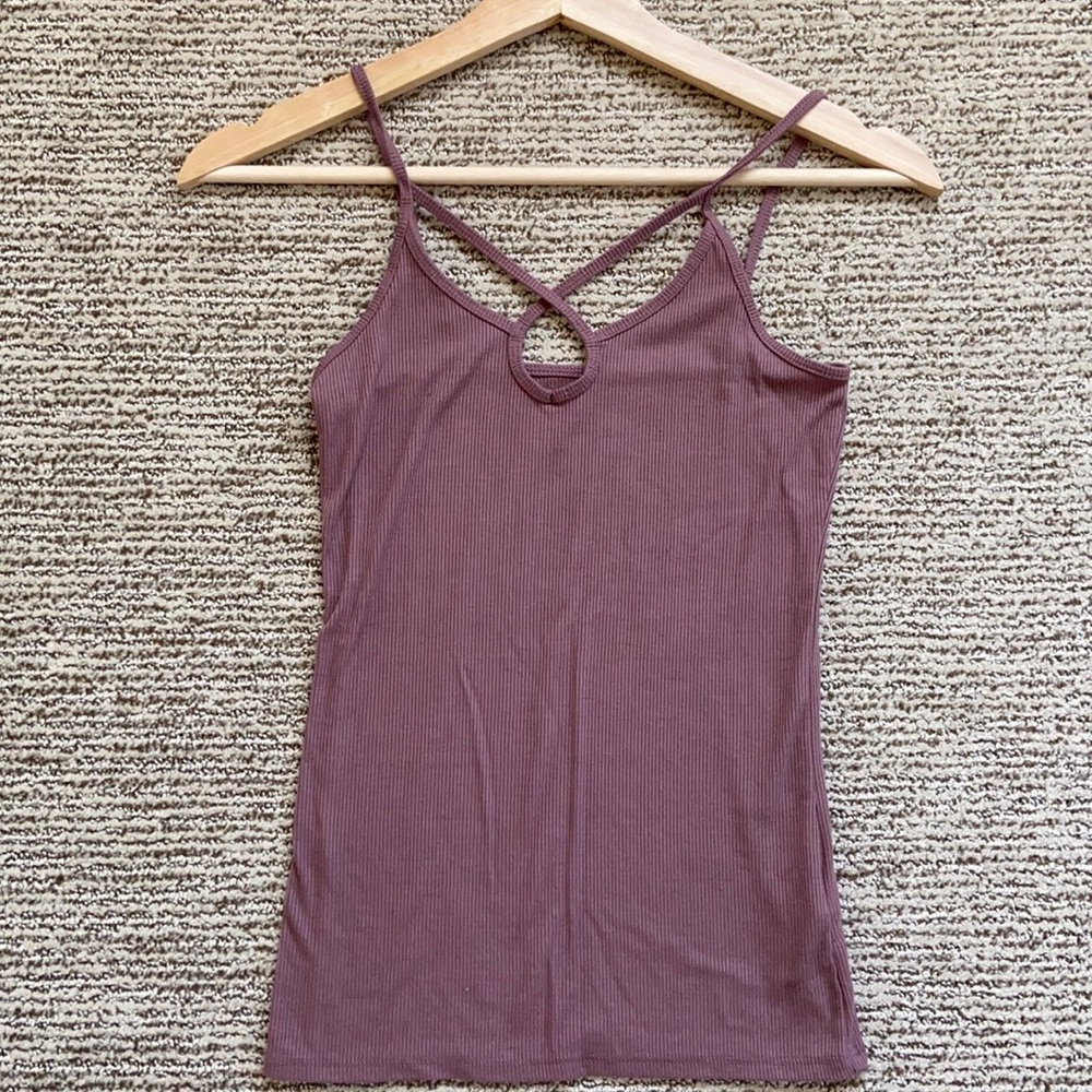 Keyhole Ribbed Tank Top